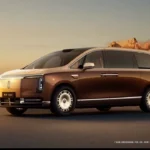 The photograph shows the outside of JAC Group's flagship Maextro V800 ultra-luxury MPV
